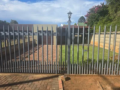 2 Bedroom Apartment To Rent in Klerksdorp - img