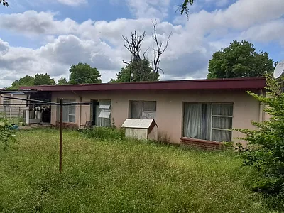 4 Bedroom House For Sale in Newcastle - img