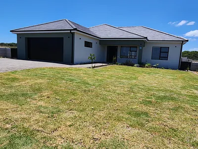 3 Bedroom Townhouse For Sale in Stilbaai West, Stilbaai - Plh7.webp