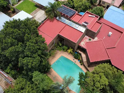 6 Bedroom House For Sale in Pretoria - img