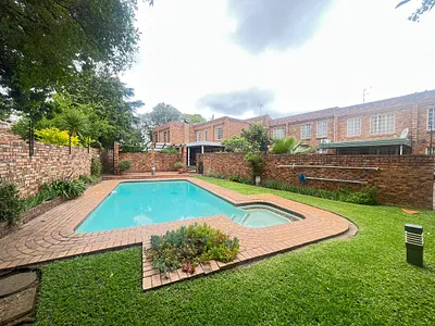 3 Bedroom Townhouse To Rent in Pretoria - DilA.webp