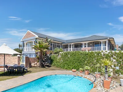 6 Bedroom House For Sale in Port Alfred - HXtF.webp