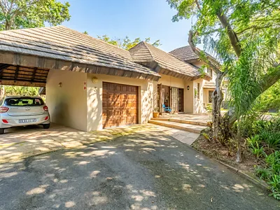 3 Bedroom Townhouse For Sale in Durban - eBaR.webp