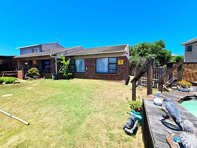 6 Bedroom House For Sale in Jeffreys Bay - eoWo.webp