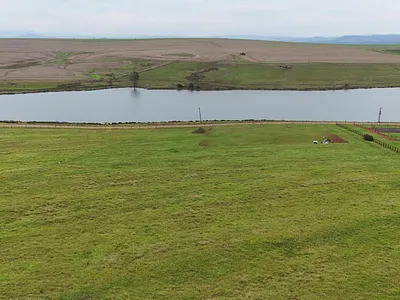 Vacant Land For Sale in Hilton - jWFX.webp