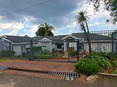 1 Bedroom Apartment To Rent in Roodepoort - img