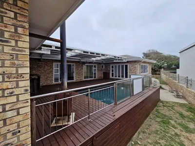 4 Bedroom House To Rent in East London - F3l4.webp