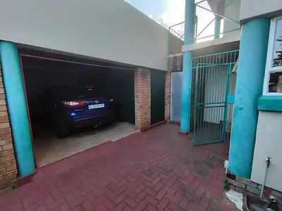 2 Bedroom Apartment For Sale in Pretoria - zXpI.webp