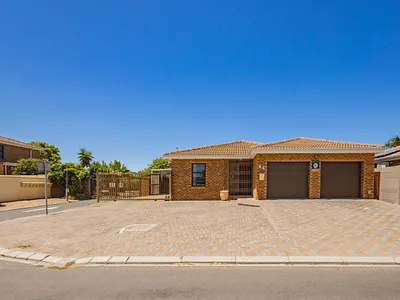 3 Bedroom House For Sale in Durbanville - lG4l.webp