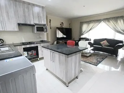 3 Bedroom House For Sale in East London - img