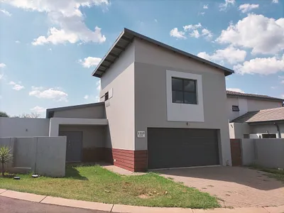 3 Bedroom House For Sale in Centurion - IsgZ.webp