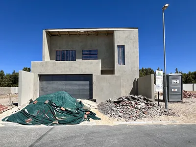 4 Bedroom House For Sale in Blouberg - 2VTq.webp