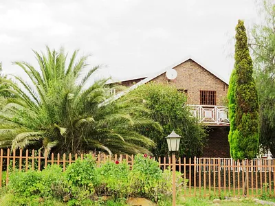 5 Bedroom House For Sale in Deneysville - WlLw.webp