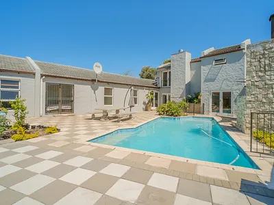 4 Bedroom House For Sale in Goodwood - img