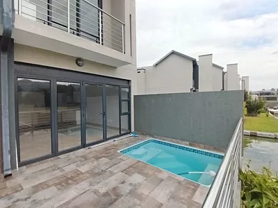 3 Bedroom House For Sale in Hartbeespoort - qY5L.webp