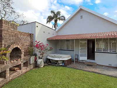 3 Bedroom House To Rent in East London - dI4g.webp