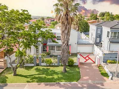 4 Bedroom House For Sale in Midrand - img