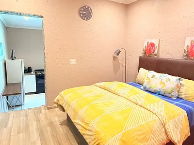 1 Bedroom Apartment To Rent in Sandton - img