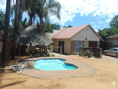 3 Bedroom House For Sale in Bo-dorp, Rustenburg - YVY0.webp