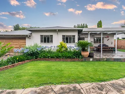 3 Bedroom House For Sale in Centurion - mbDq.webp