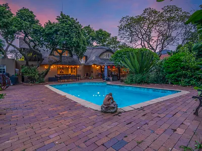 4 Bedroom House For Sale in Randburg - viqq.webp