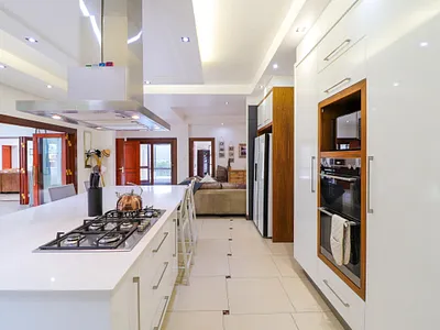 4 Bedroom House For Sale in Bedfordview - img