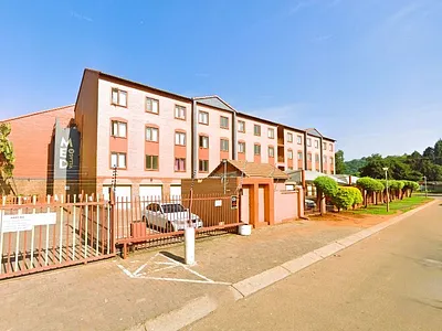 1 Bedroom Apartment For Sale in Pretoria - rbKB.webp