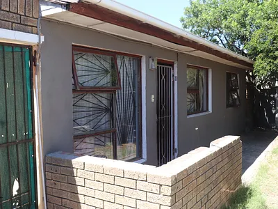 3 Bedroom House For Sale in Kraaifontein - img