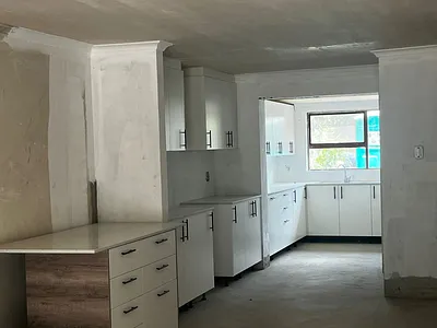 2 Bedroom Townhouse For Sale in Bellville - img