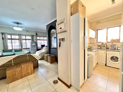 3 Bedroom Apartment For Sale in Durban - aAHK.webp