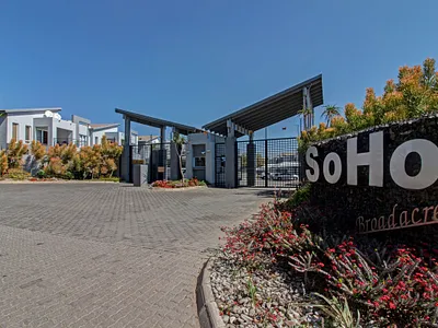 2 Bedroom Townhouse For Sale in Sandton - img