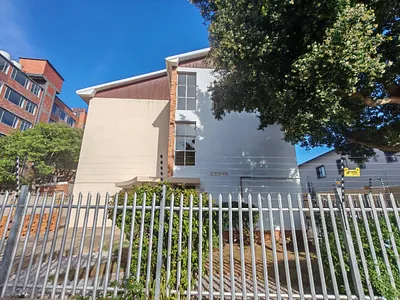 1 Bedroom Apartment To Rent in Port Elizabeth - img