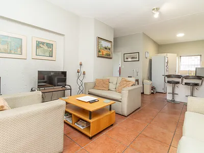 2 Bedroom Apartment For Sale in Sandton - XPYH.webp