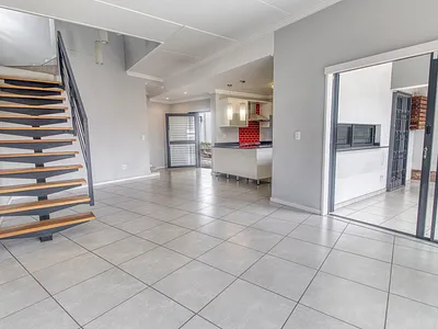 3 Bedroom Apartment For Sale in Sandton - img