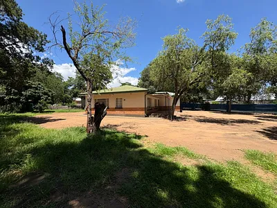 3 Bedroom House For Sale in Bo-dorp, Rustenburg - img