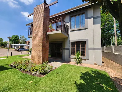 2 Bedroom Townhouse For Sale in Benoni - gIQo.webp
