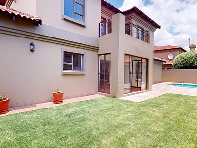 4 Bedroom House For Sale in Boksburg - oUlV.webp