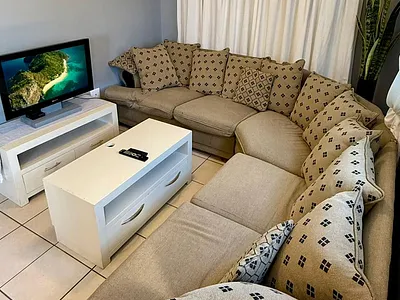 2 Bedroom Townhouse To Rent in Langebaan - img