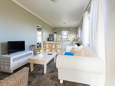 2 Bedroom Townhouse To Rent in Langebaan - KDpd.webp