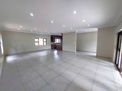 5 Bedroom House For Sale in Pretoria - img