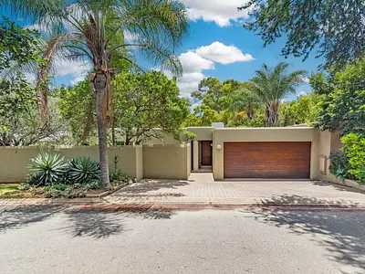 3 Bedroom House For Sale in Sandton - JS3h.webp