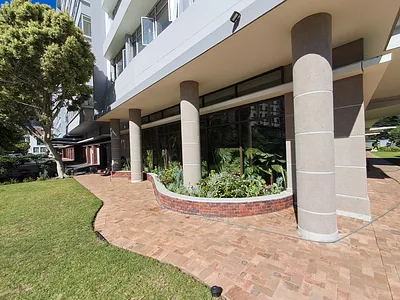 0.5 Bedroom Apartment To Rent in Cape Town - cNIa.webp