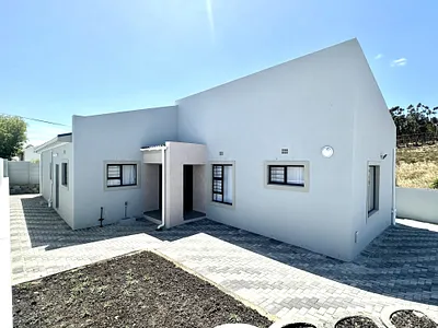 3 Bedroom House For Sale in Malmesbury - ptGt.webp