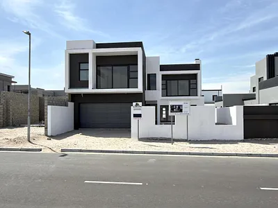 4 Bedroom House For Sale in Blouberg - IiD7.webp