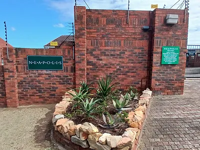 3 Bedroom Apartment To Rent in Port Elizabeth - JY3w.webp