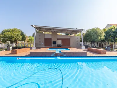 2 Bedroom Apartment For Sale in Sandton - bbIk.webp