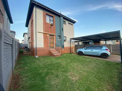 4 Bedroom House For Sale in Pretoria - img
