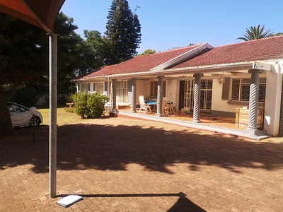 3 Bedroom House For Sale in Uitenhage - BG90.webp
