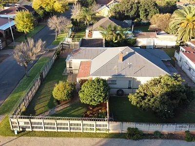 3 Bedroom House For Sale in Brakpan - Sz6L.webp