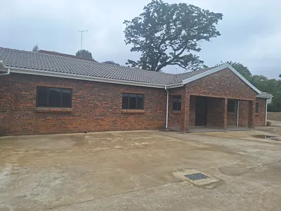 5 Bedroom House For Sale in Ixopo - CGni.webp